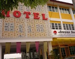 فندق Arwana Inn Tok Bali (Pasir Puteh, ماليزيا)