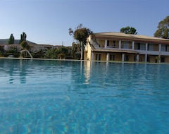 Hotel Tellis Holiday Rooms (Moraitika, Grækenland)