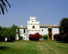 Hotel Cortijo Torre de la Reina (Guillena, Španjolska)