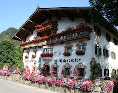 Otel Postgasthof Fischerwirt (Walchsee, Avusturya)