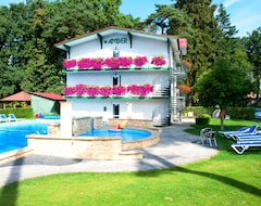 Hotel Amber (Rewal, Poland)