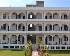 Otel Ananta Palace (Sawai Madhopur, Hindistan)