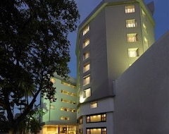 فندق Regenta Place (بينجالورو, الهند)
