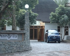 Hotel Shangrila Villa (Yogyakarta, Indonesia)