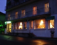 Hotel Du Tourisme (Latronquière, France)