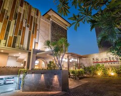 Hotel 18 Suite Villa Loft At Kuta (Kuta, Indonezija)