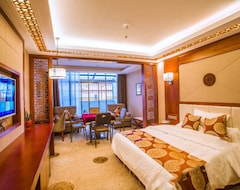 Hotel Ri Yue Xing Cheng (Shangrila, China)