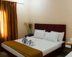 Hotel Kumaran Residency (Mayiladuthurai, India)