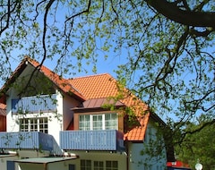 Hele huset/lejligheden Cozy Apartment With South-facing Balcony Directly On The Darßer Forest (Prerow, Tyskland)