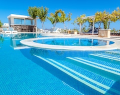 Hotel Santorini Mesotopos (Fira, Grecia)