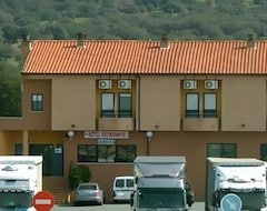 Otel Jarilla (Jarilla, İspanya)