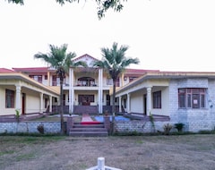 Hotel Capital O 68756 Saloh Palace (Palampur, Indija)