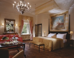 Khách sạn Schloss Fuschl, a Luxury Collection Resort & Spa, Fuschlsee-Salzburg (Hof bei Salzburg, Áo)