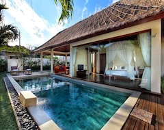 Otel Avery Le Nixsun Villas Uluwatu By Waringin Hospitality (Ungasan, Endonezya)