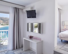 Ios Palace Hotel & Spa (Mylopotas, Grecia)