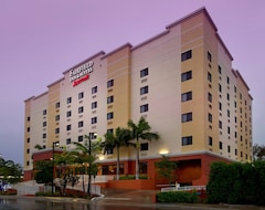 Khách sạn Fairfield Inn & Suites Miami Airport South (Miami, Hoa Kỳ)