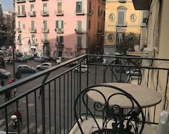 Hotel Sansevero (Nápoles, Italia)