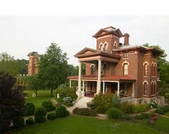 Hotel Lyons Twin Mansions (Fort Scott, USA)
