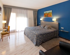 Hotel Can Pamplona (Vic, Spain)