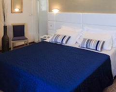 Khách sạn Hotel Villa Sole Resort (Bellaria-Igea Marina, Ý)