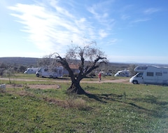 Khu cắm trại Os Anjos (Campo Maior, Bồ Đào Nha)