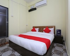 Khách sạn OYO 11547 Hotel Mona Palace (Cuttack, Ấn Độ)