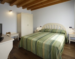 Khách sạn Hotel Le Favole (Sacile, Ý)