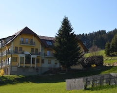 Hotel Wildwiesenhof (Birkfeld, Austria)