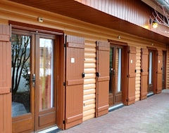 Otel La Cabane (Belin-Béliet, Fransa)