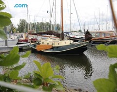 Toàn bộ căn nhà/căn hộ Boat And Breakfast (Strijen, Hà Lan)
