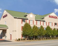 Hotel Comfort Inn & Suites Louisville Airport Fair & Expo (Louisville, USA)