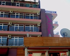 Khách sạn La Piazza Family (Sunny Beach, Bun-ga-ri)