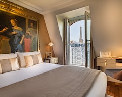 Hotel Le Walt (Paris, France)