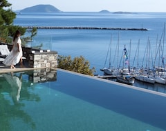 Hotelli Natura Luxury  Skopelos (Loutraki, Kreikka)