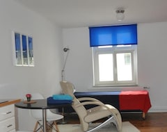 Căn hộ có phục vụ Apartment In Der Altstadt (Ueckermünde, Đức)