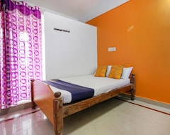 Hotel SPOT ON 67531 Chandan Lodge (Hassan, Indien)