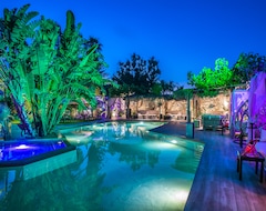 Khách sạn Oasis (Amoudara Heraklion, Hy Lạp)