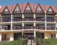 Hotel Acvila (Moieciu, Romania)