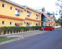 Hotel Casa Amarela (Avaré, Brazil)