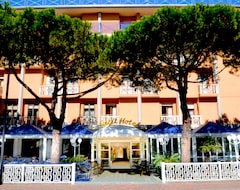 Khách sạn Petit Hotel (Caorle, Ý)