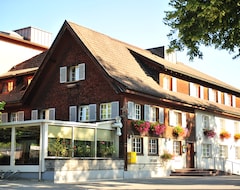 Khách sạn Hotel-Gasthof Lowen (Feldkirch, Áo)