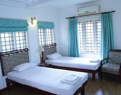 Khách sạn Fortbeach Service Apartments (Kochi, Ấn Độ)