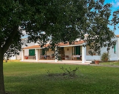 Toàn bộ căn nhà/căn hộ A Country-House On The Ionian Sea, Close To Bernalda (Pisticci, Ý)