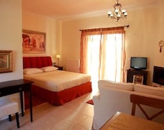 Aparthotel Elaion Mini Suites (Nafplio, Grčka)
