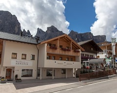 Khách sạn Residence Armonia (Calfosch, Ý)