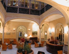 Hotel Taberna Del Alabardero (Sevilla, España)