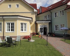Otel Cateski Dvorec (Brežice, Slovenya)