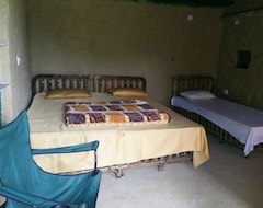 Bed & Breakfast Pahadi House - Kanatal (Kanatal, Ấn Độ)