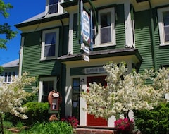 Khách sạn The Garrison House Inn (Annapolis Royal, Canada)