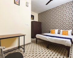 Hotel SPOT ON 70295 Sky Inn (Jalandhar, India)